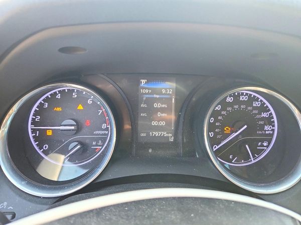 2019 TOYOTA CAMRY L/LE/SE/XLE — ODOM
