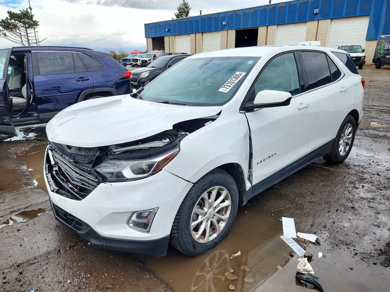2018 CHEVROLET EQUINOX LT (1LT) — Front 3/4