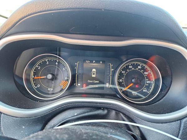 2015 JEEP CHEROKEE Latitude — ODOM