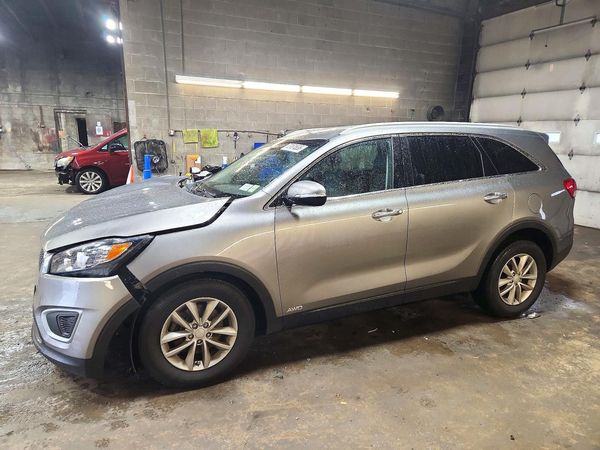 2018 KIA SORENTO L, LX — Front 3/4