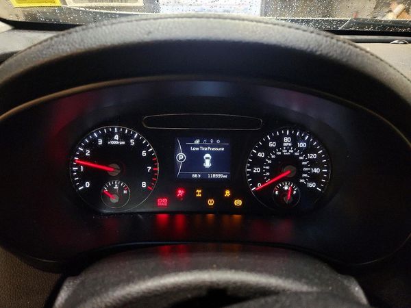 2018 KIA SORENTO L, LX — ODOM