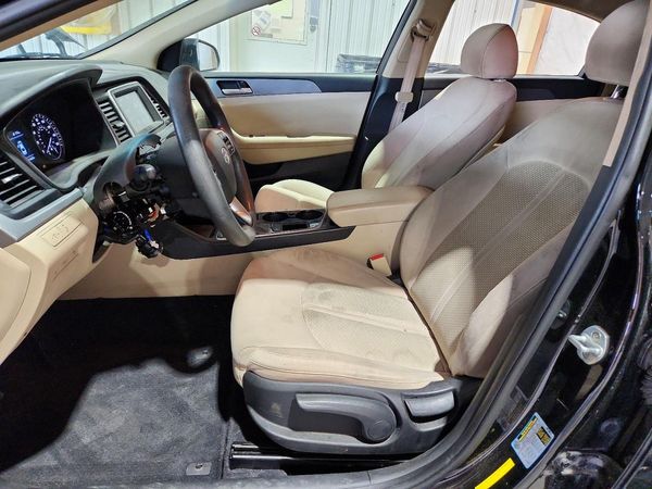 2018 HYUNDAI SONATA SE, Eco — DENT