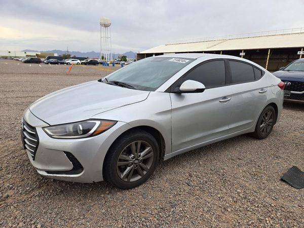 2018 HYUNDAI ELANTRA — Front 3/4