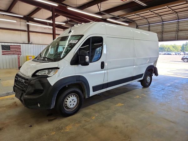 2024 RAM PROMAR2500 — Front 3/4