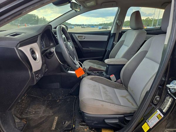 2017 TOYOTA COROLLA — DENT