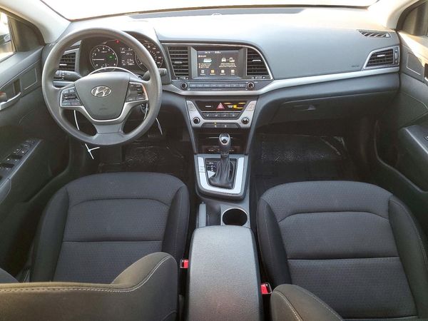2018 HYUNDAI ELANTRA SE — CKPT