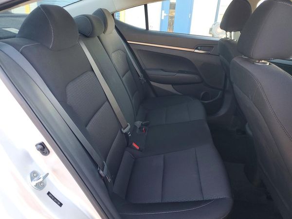 2018 HYUNDAI ELANTRA SE — PSRS