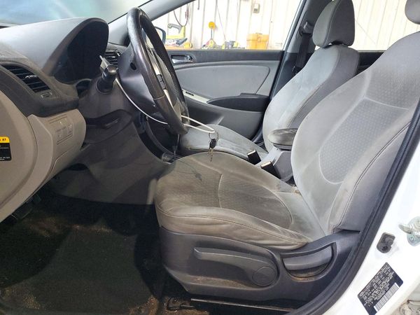 2014 HYUNDAI ACCENT — DENT