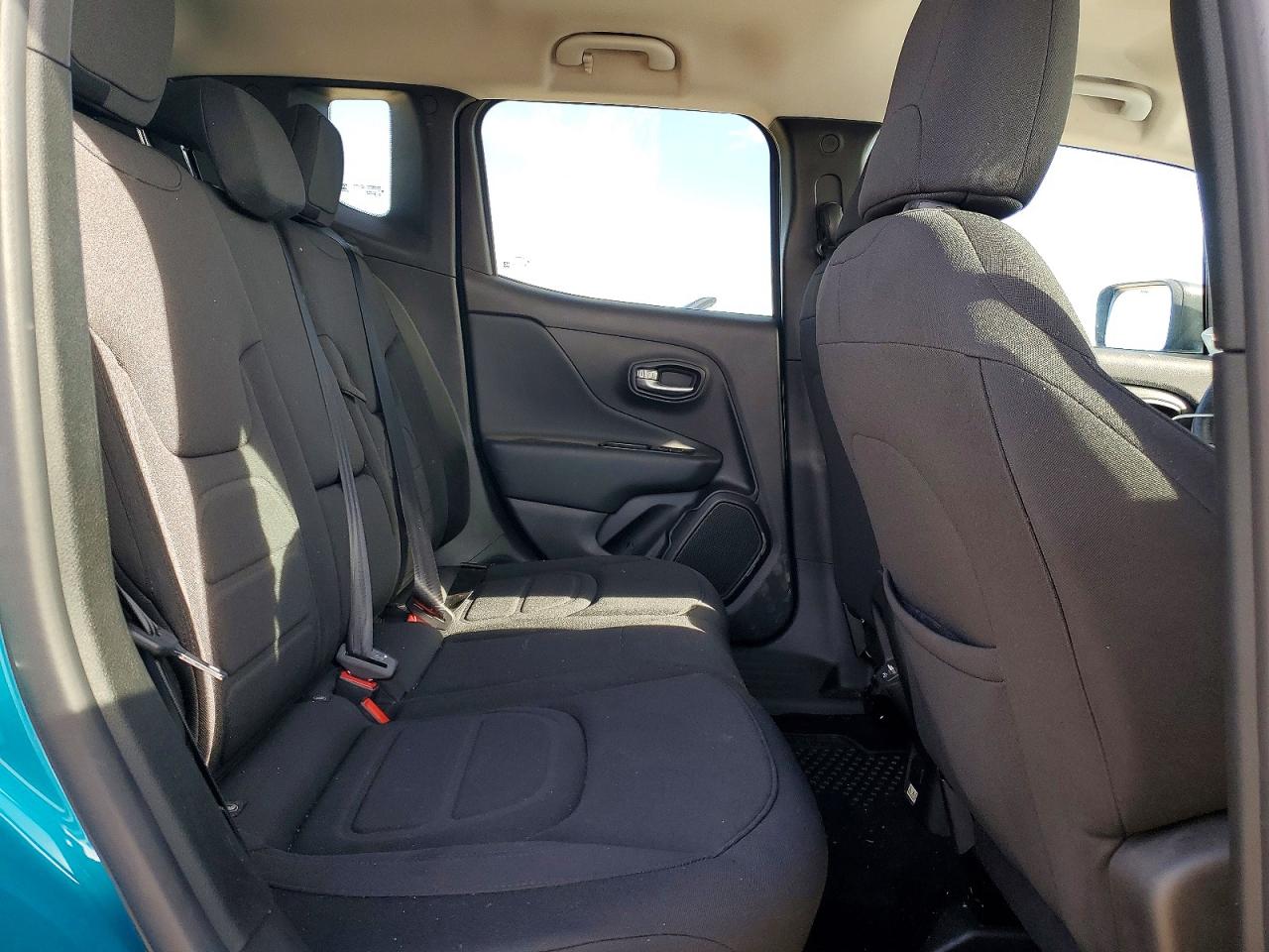 2022 JEEP RENEGADE LATITUDE 4X4