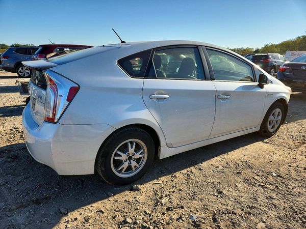 2015 TOYOTA PRIUS — PSRA