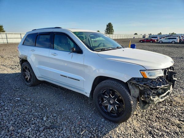 2019 JEEP GRAND CHEROKEE Summit — Passenger 3/4