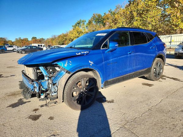 2020 CHEVROLET BLAZER RS — Front 3/4