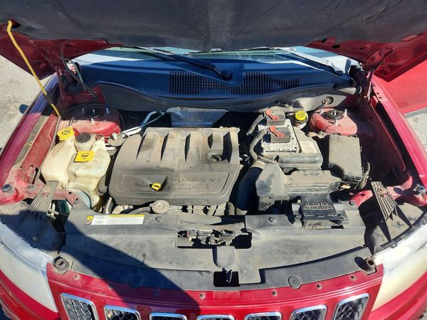 2012 JEEP COMPASS LATITUDE 4X4 — Engine bay