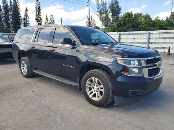 2019 CHEVROLET SUBURBAN LT — Passenger 3/4