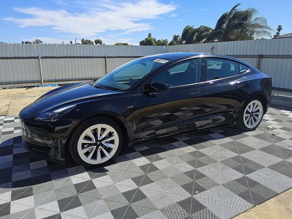 2022 TESLA MODEL 3 — Front 3/4
