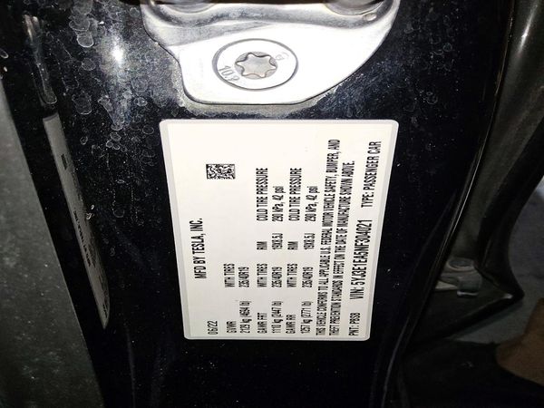 2022 TESLA MODEL 3 — VINS