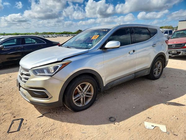 2017 HYUNDAI SANTA FE Base — Front 3/4