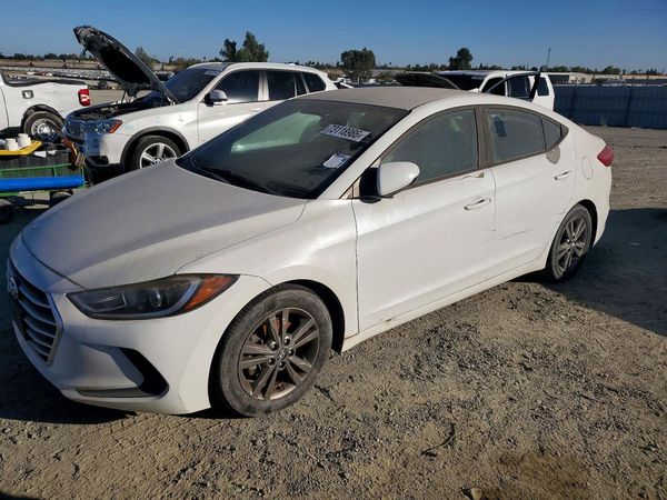 2017 HYUNDAI ELANTRA — Front 3/4