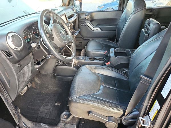 2013 JEEP WRANGLER UNLIMITED SAHARA 4X4 — DENT