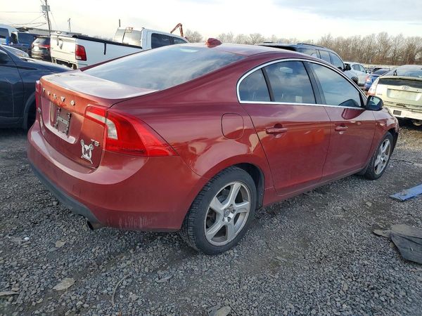 2012 VOLVO S60