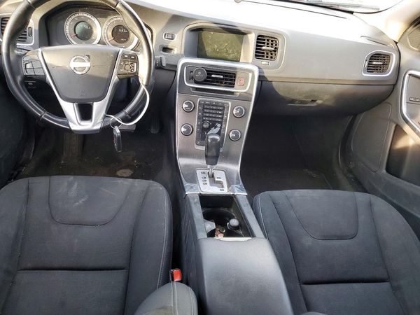 2012 VOLVO S60