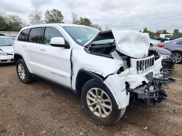 2015 JEEP CHEROKEE Laredo — Passenger 3/4