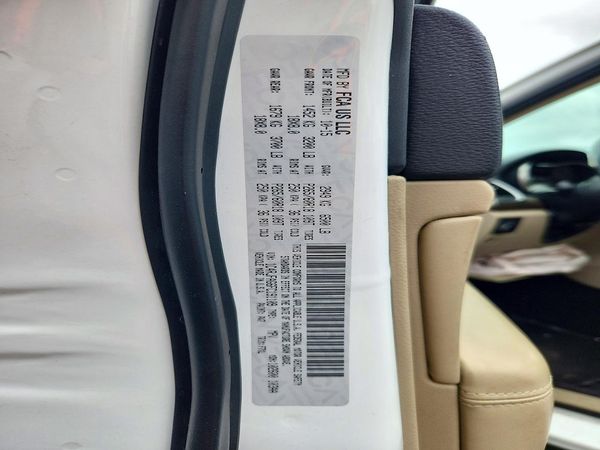 2015 JEEP CHEROKEE Laredo — VINS
