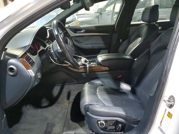 2014 AUDI A8 L — DENT