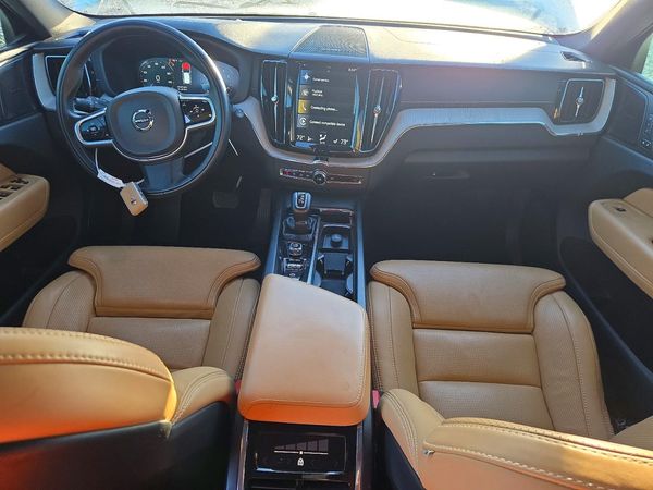 2020 VOLVO XC60 Inscription — CKPT