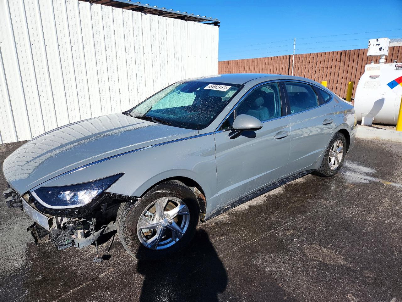 2021 HYUNDAI SONATA SE — Front 3/4