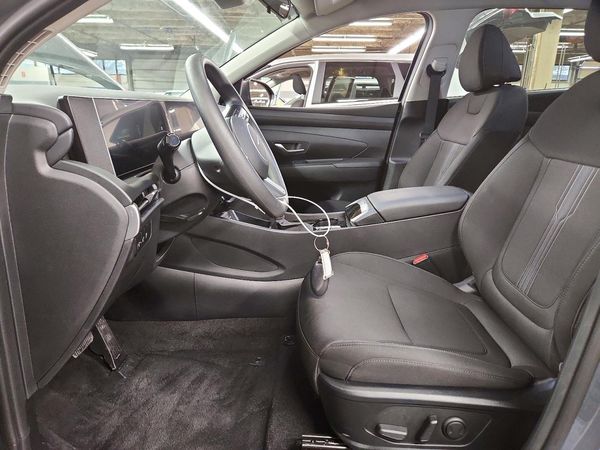 2026 HYUNDAI TUCSON SEL, SEL Plus — DENT