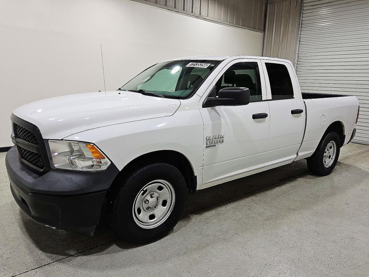 2020 RAM 1500 CLASSIC Tradesman, ST — Front 3/4