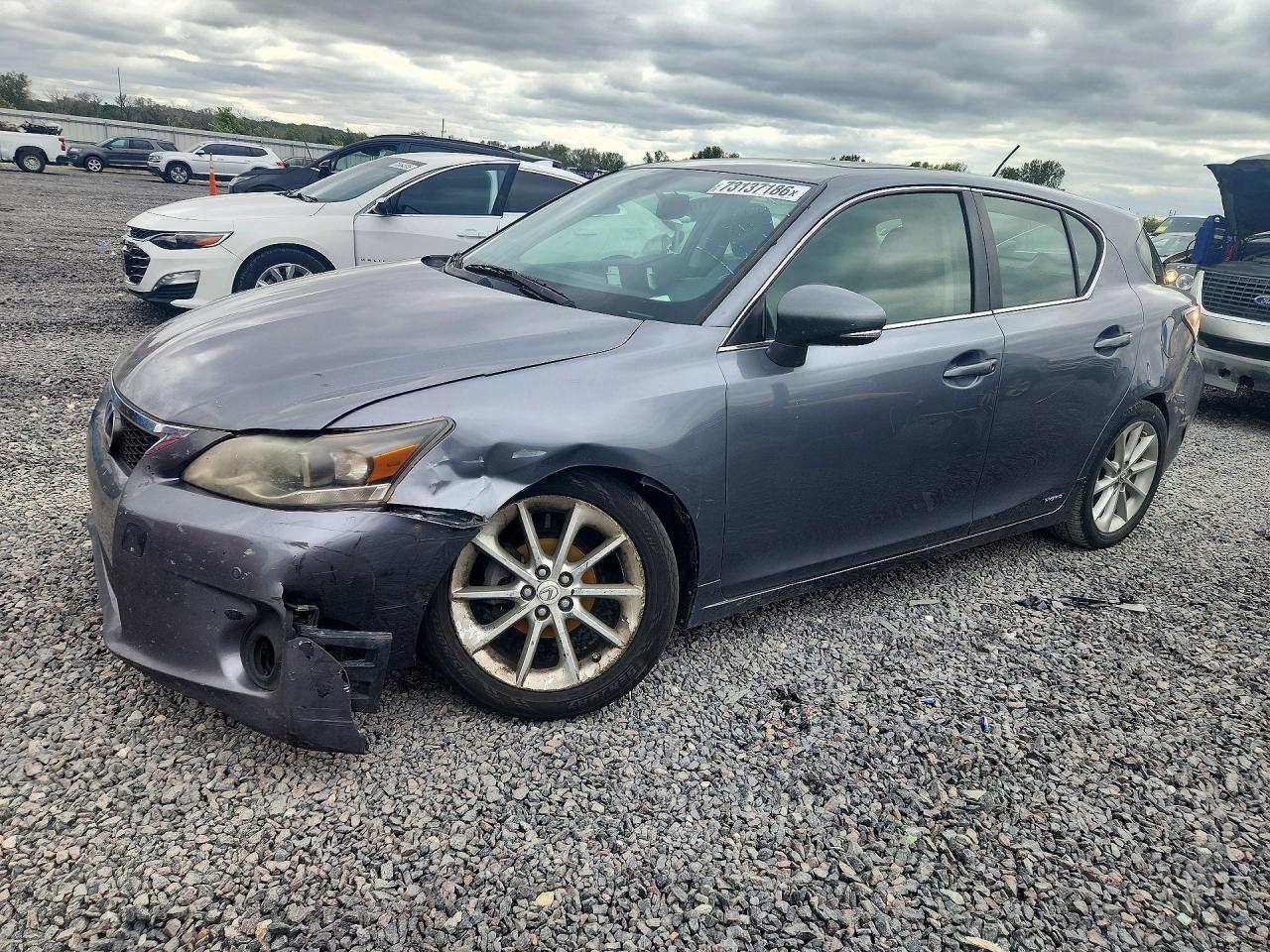 2013 LEXUS CT 200h — Front 3/4