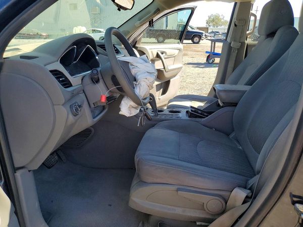 2015 CHEVROLET TRAVERSE LS — DENT
