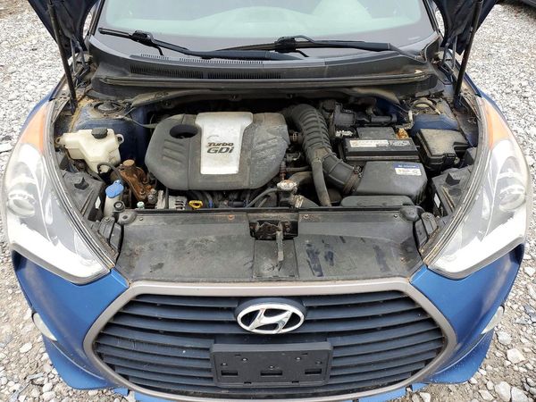 2016 HYUNDAI VELOSTER — Engine bay