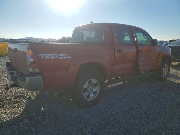 2015 TOYOTA TACOMA