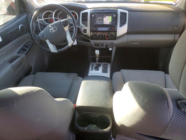 2015 TOYOTA TACOMA