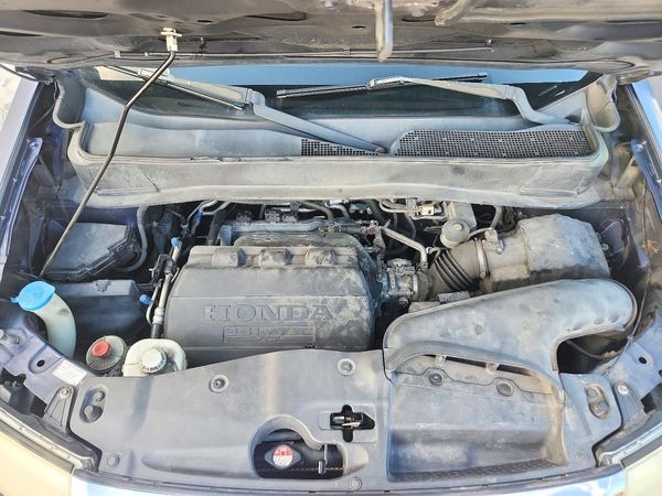 2013 HONDA PILOT EXL-N — Engine bay