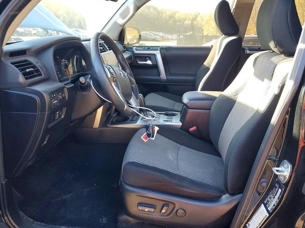 2023 TOYOTA 4RUNNER SR5 — DENT