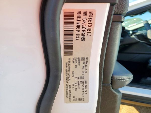 2024 JEEP GRAND CHEROKEE Laredo — VINS