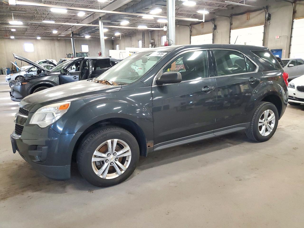 2013 CHEVROLET EQUINOX LS — Front 3/4