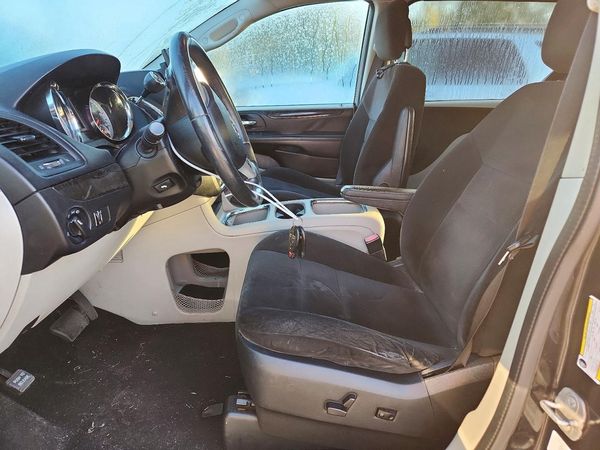 2014 DODGE GRAND CARAVAN SXT — DENT