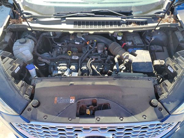 2023 FORD EDGE SEL — Engine bay