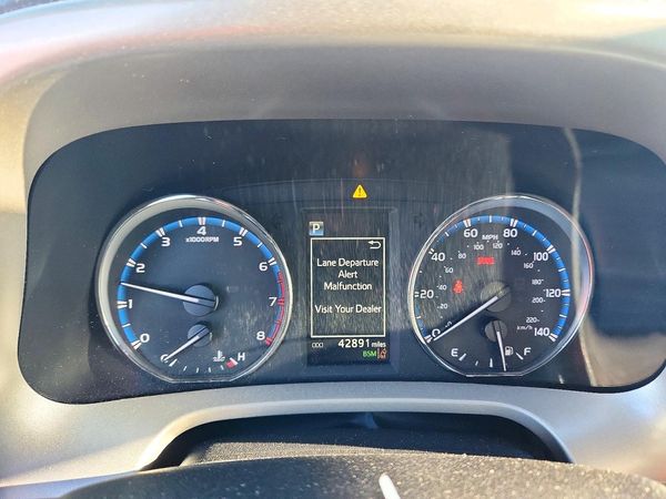 2017 TOYOTA RAV4 Ltd/SE Platinum — ODOM