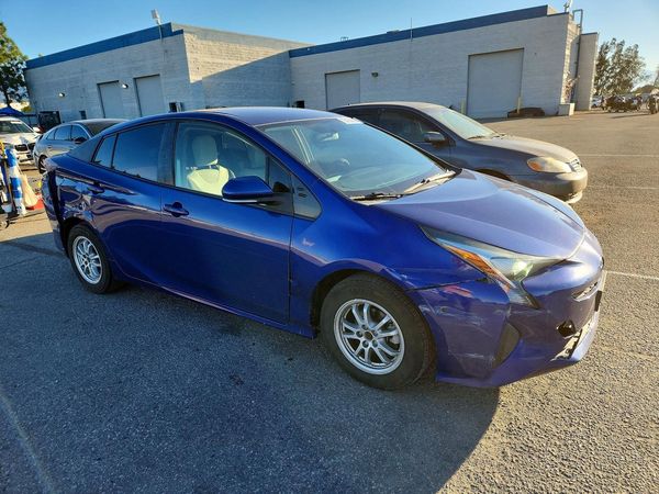 2016 TOYOTA PRIUS One/Two — Passenger 3/4