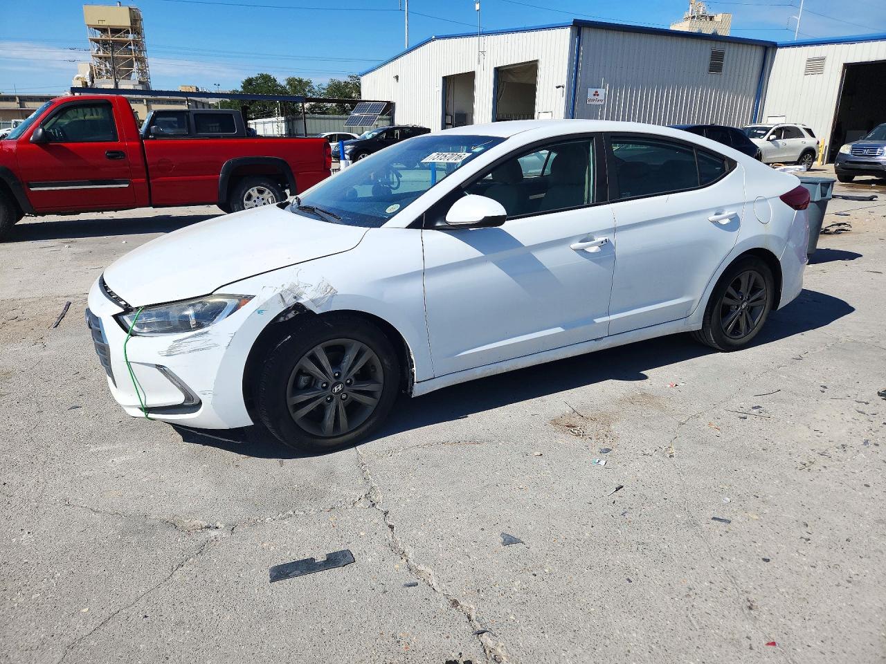 2017 HYUNDAI ELANTRA — Front 3/4