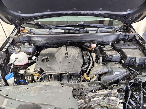 2023 KIA SPORTAGE X-LINE — Engine bay