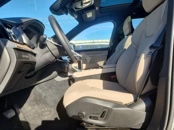 2026 VOLVO XC90 Plus Bright — DENT