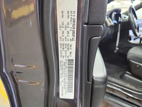 2014 JEEP CHEROKEE Laredo — VINS
