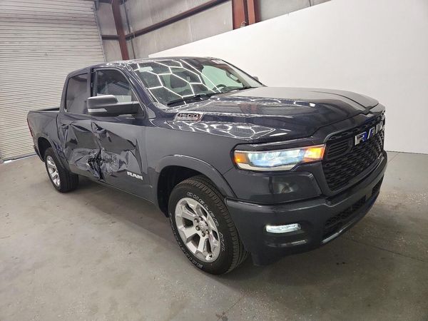 2026 RAM 1500 Big Horn/Lonestar — Passenger 3/4